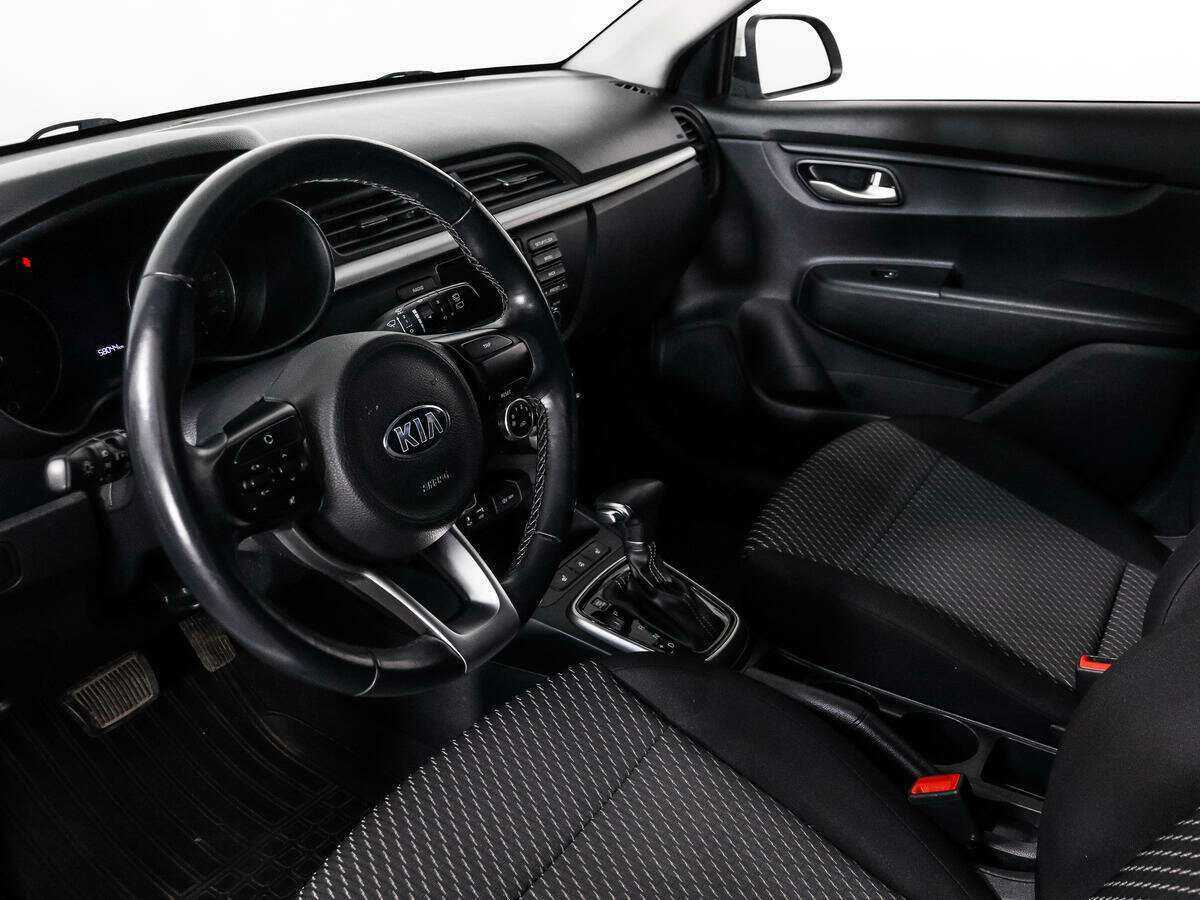 Купить Kia Rio X-Line, 2018, 58 043 км, фото №9
