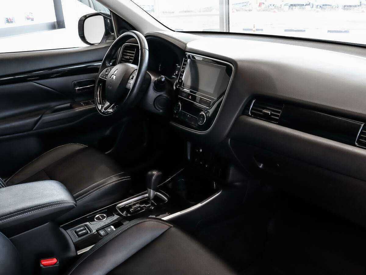 Купить Mitsubishi Outlander, 2019, 69 017 км, фото №12