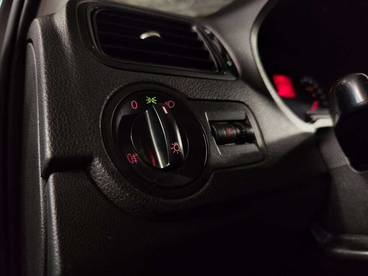 Купить Volkswagen Polo, 2011, 162 000 км, фото №11