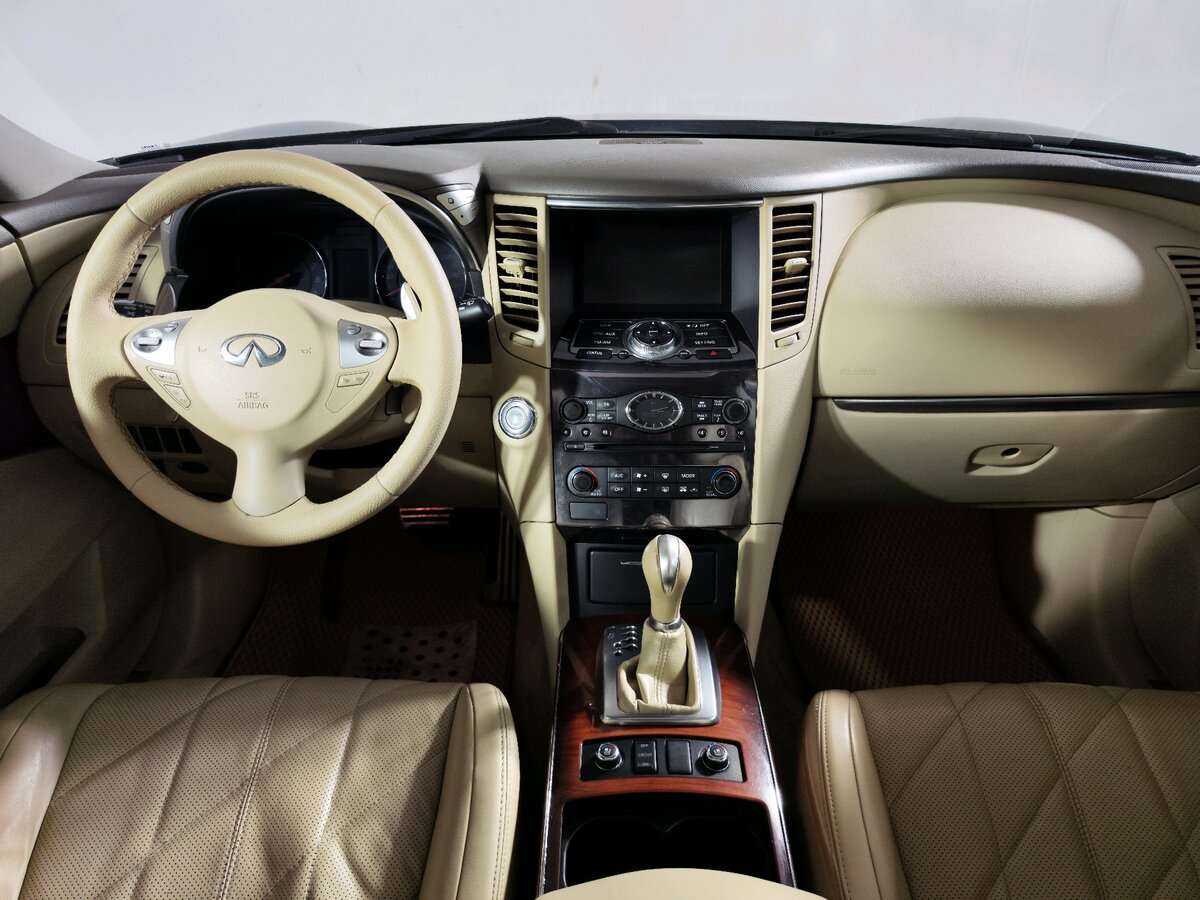 Купить Infiniti FX37, 2010, 220 000 км, фото №15