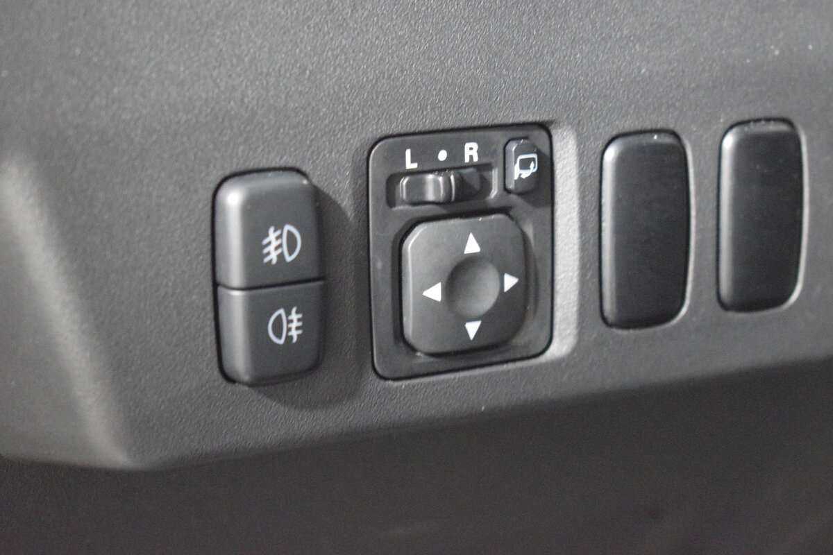 Купить Mitsubishi Pajero, 2014, 177 000 км, фото №9