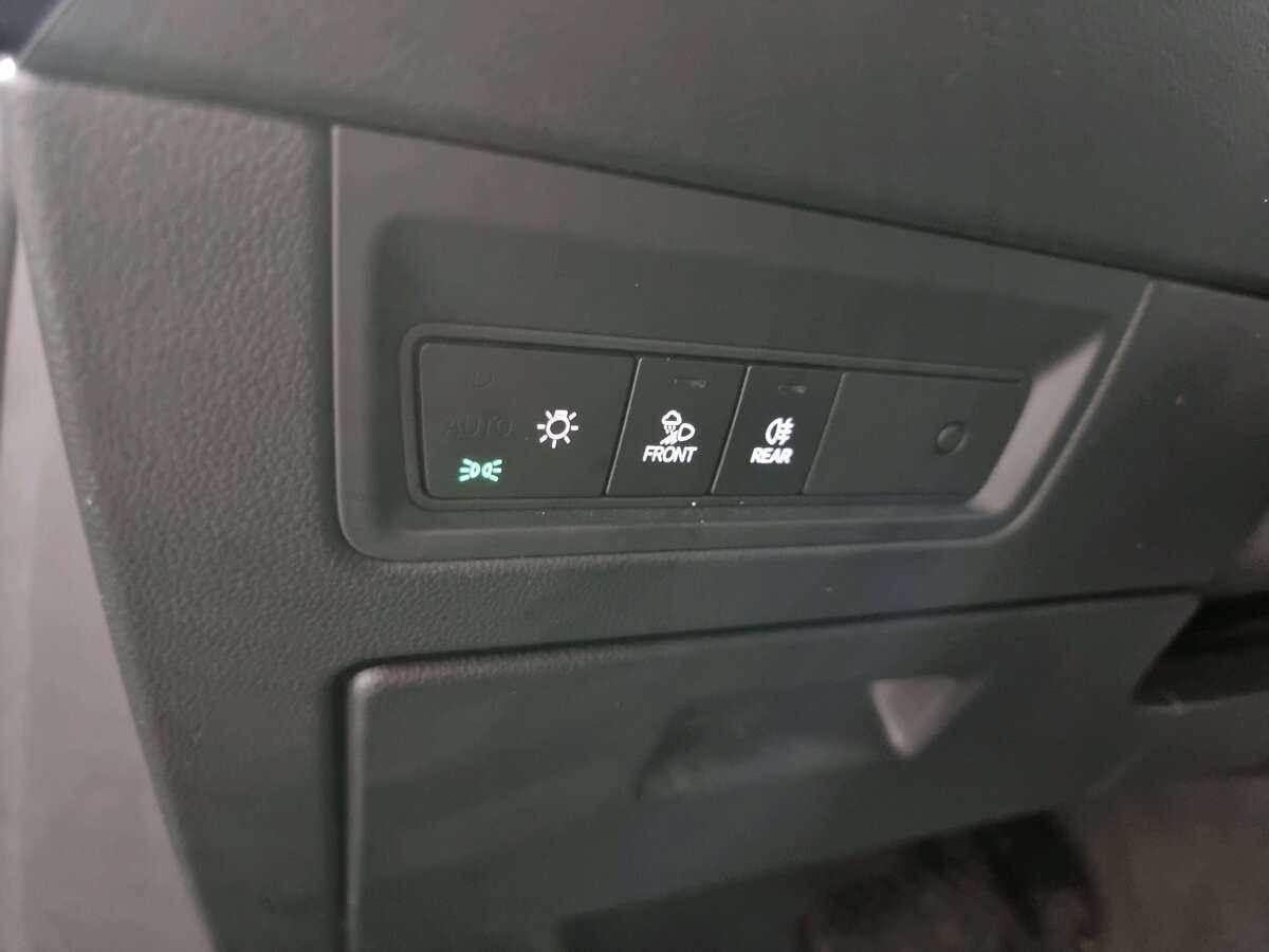 Купить Volkswagen Touareg, 2020, 81 299 км, фото №12