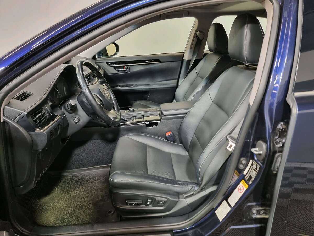 Купить Lexus ES 200, 2016, 105 150 км, фото №7