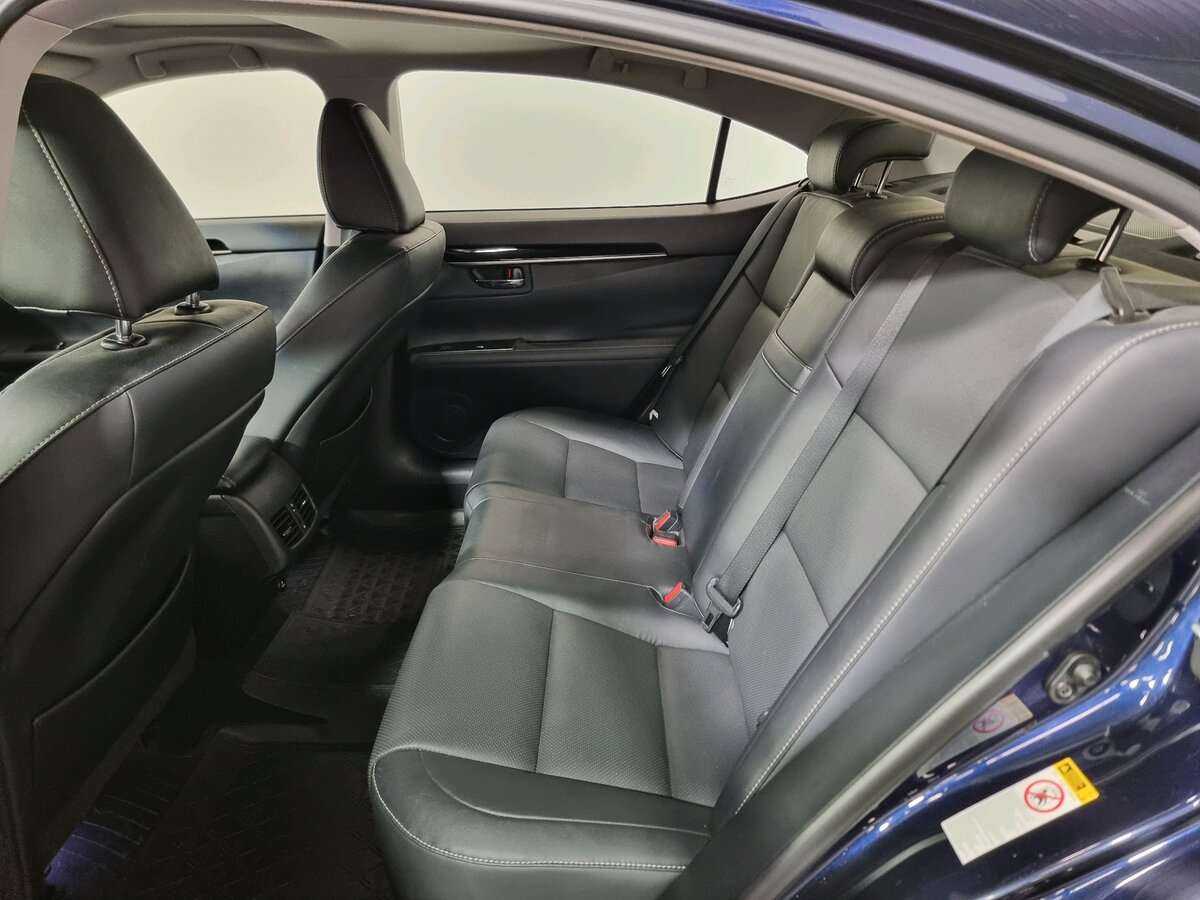 Купить Lexus ES 200, 2016, 105 150 км, фото №12