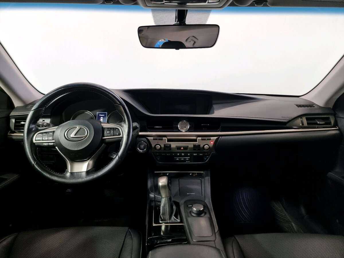Купить Lexus ES 200, 2016, 105 150 км, фото №15