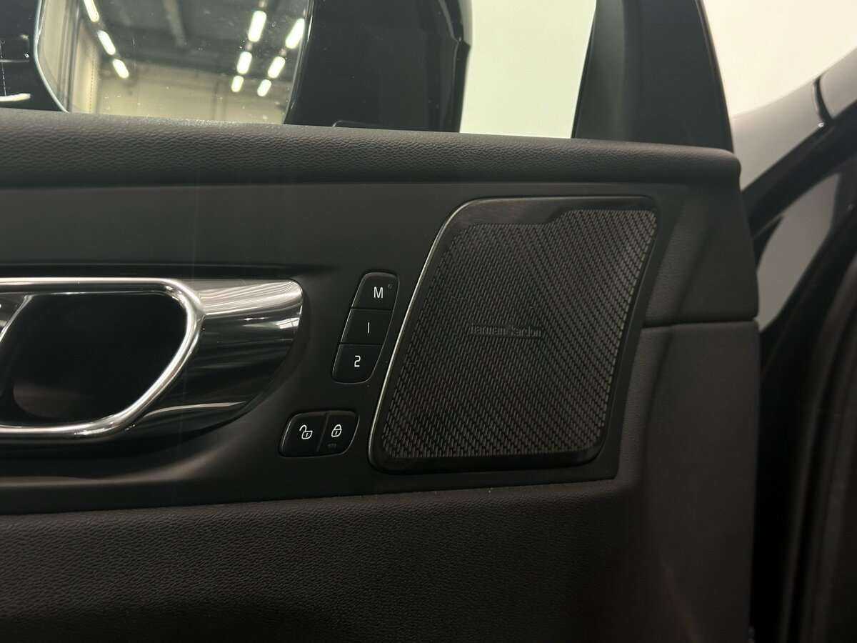 Купить Volvo XC60, 2019, 57 767 км, фото №22