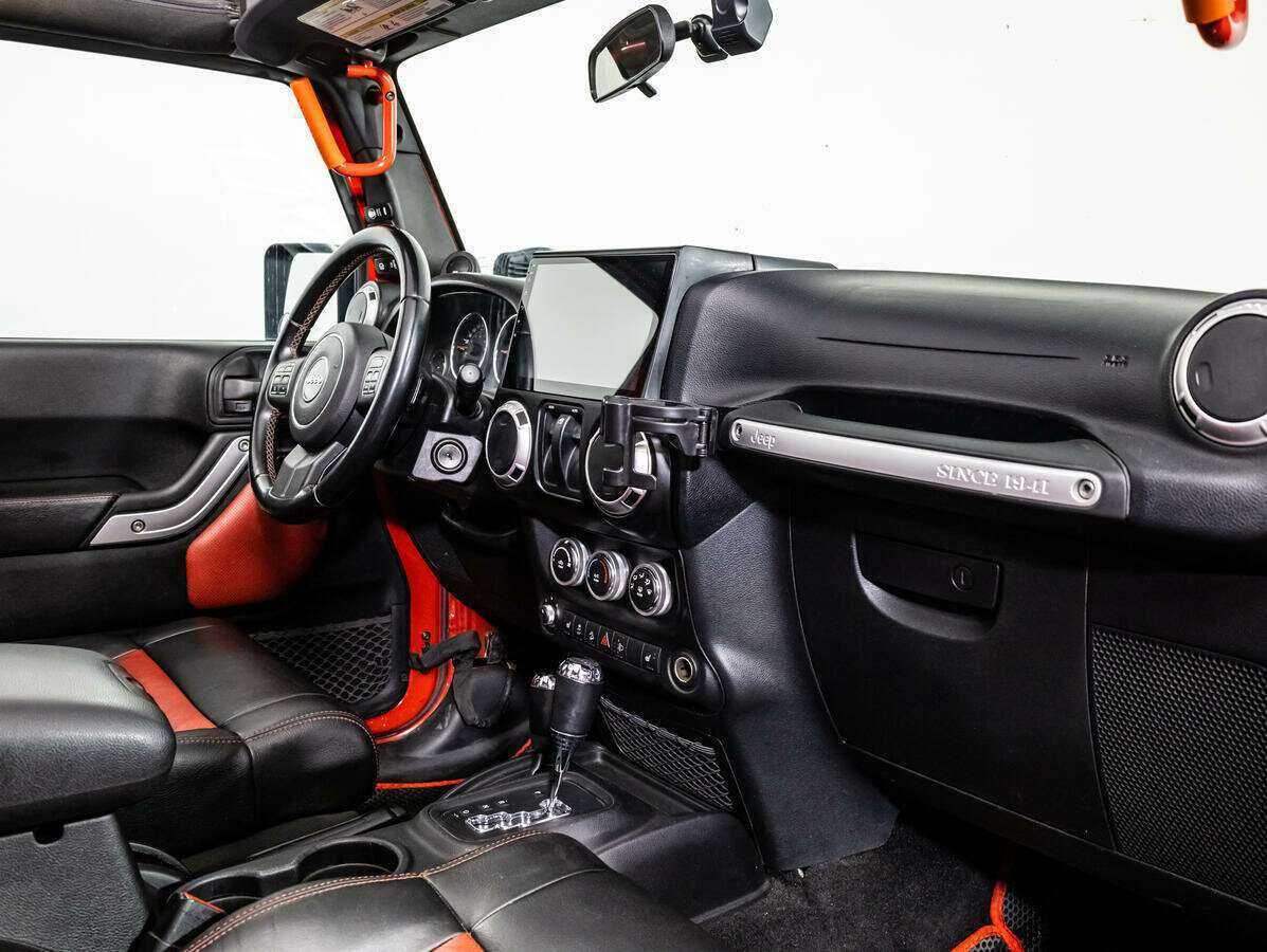 Купить Jeep Wrangler, 2011, 120 000 км, фото №8