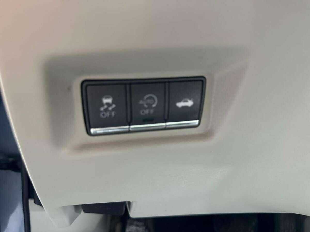 Купить Infiniti Q50, 2014, 158 500 км, фото №10