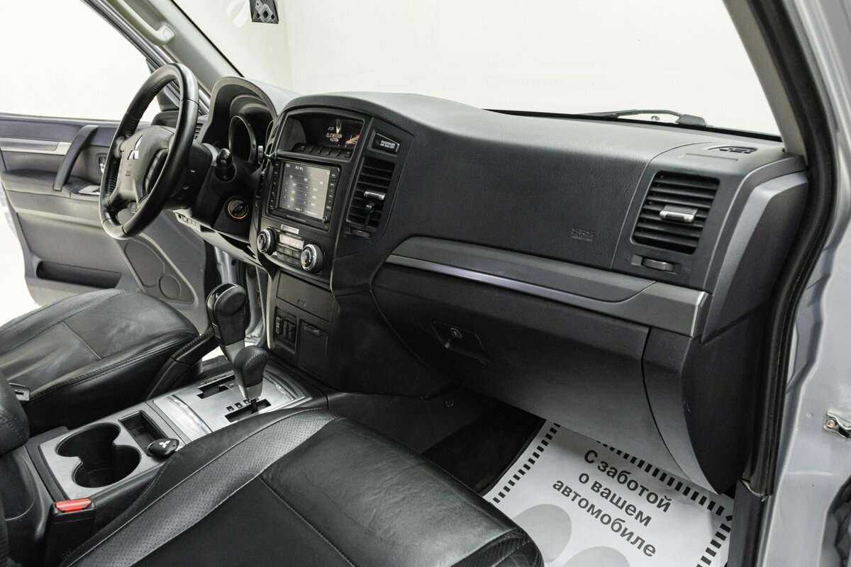 Купить Mitsubishi Pajero, 2011, 176 000 км, фото №16
