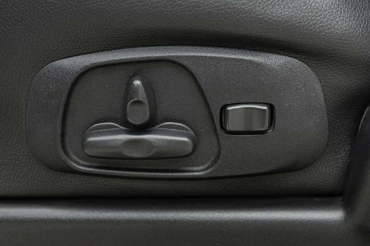 Купить Mitsubishi Pajero, 2011, 176 000 км, фото №17