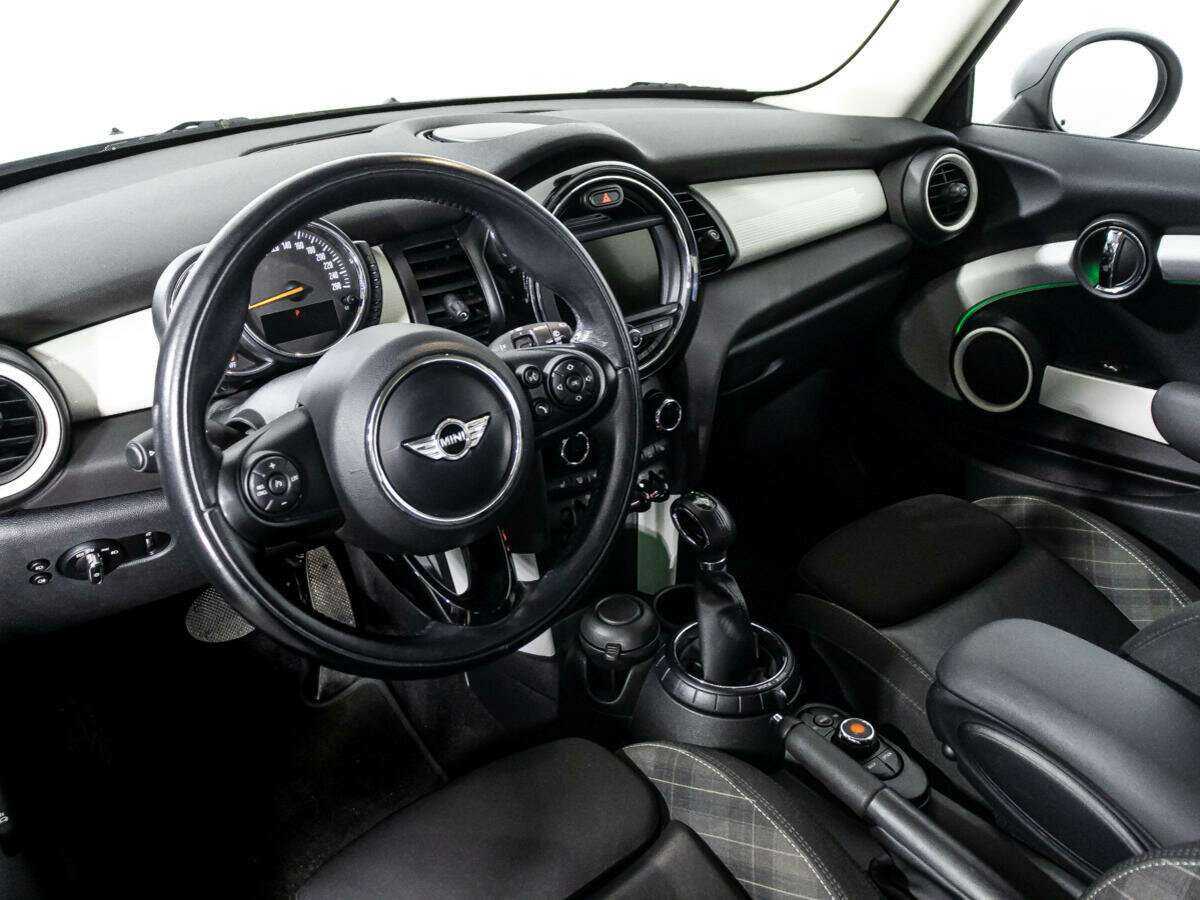Купить Mini Hatch Cooper, 2016, 55 231 км, фото №11