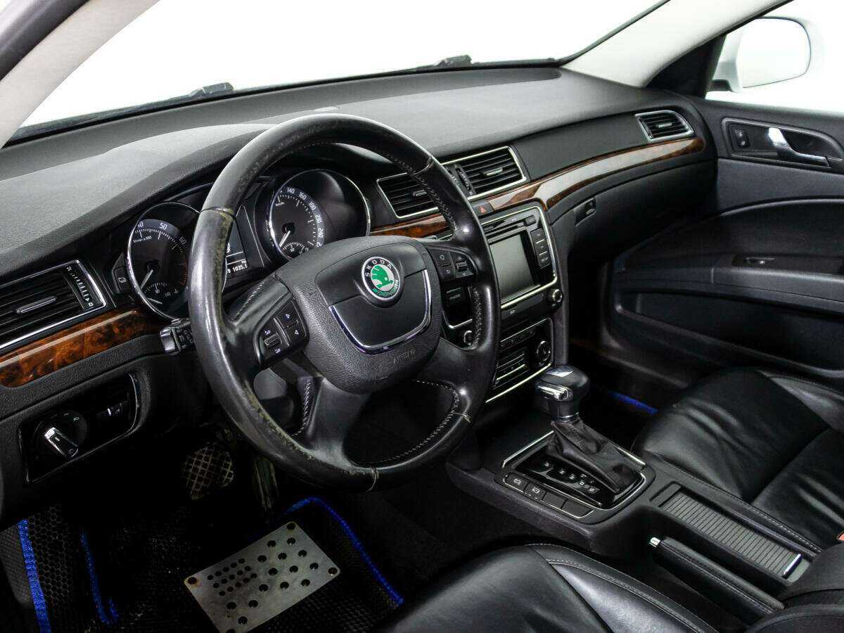 Купить Skoda Superb, 2011, 182 604 км, фото №11
