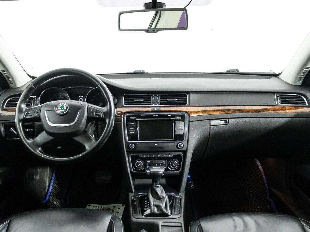Купить Skoda Superb, 2011, 182 604 км, фото №13