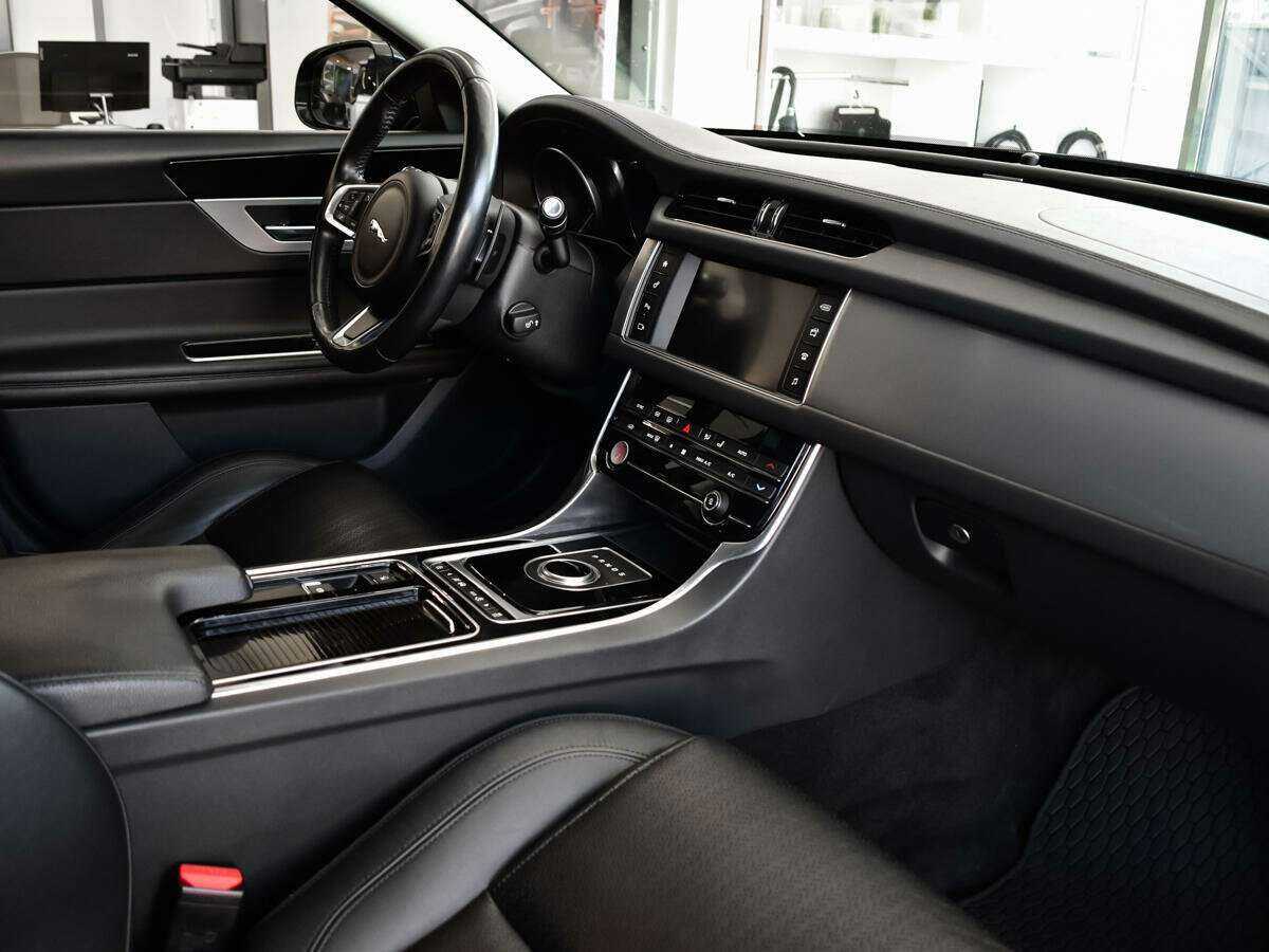 Купить Jaguar XF, 2017, 74 452 км, фото №8