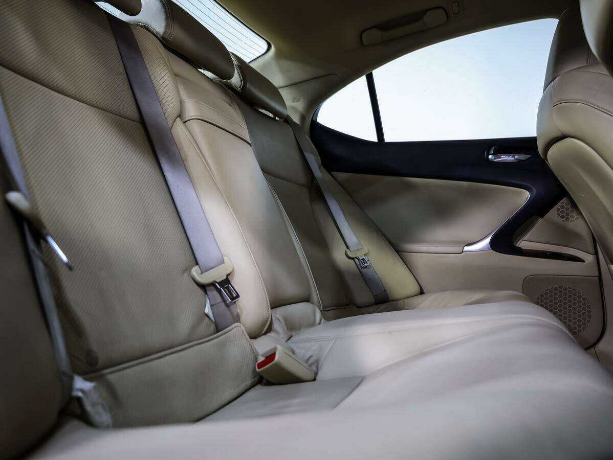 Купить Lexus IS 250, 2007, 155 302 км, фото №12