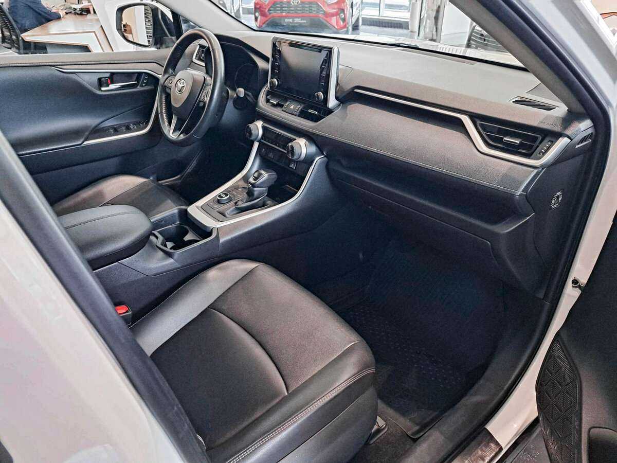 Купить Toyota RAV4, 2021, 61 374 км, фото №9
