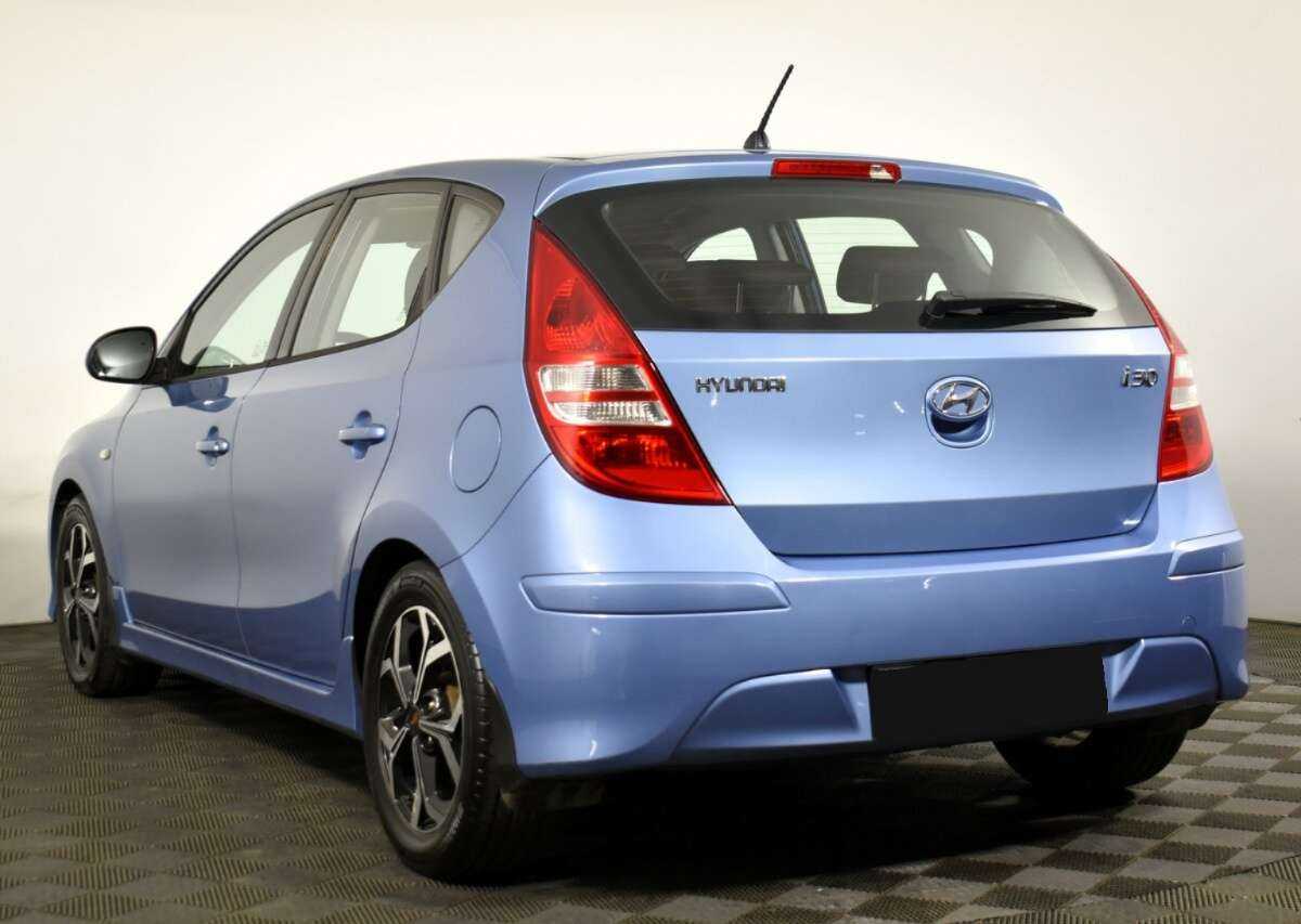 Купить Hyundai i30, 2011, 191 796 км, фото №6