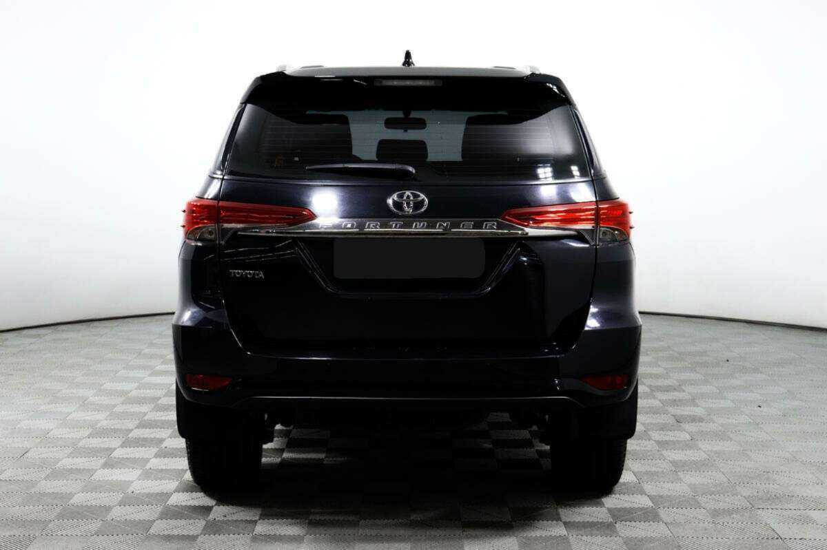 Купить Toyota Fortuner, 2018, 85 051 км, фото №6