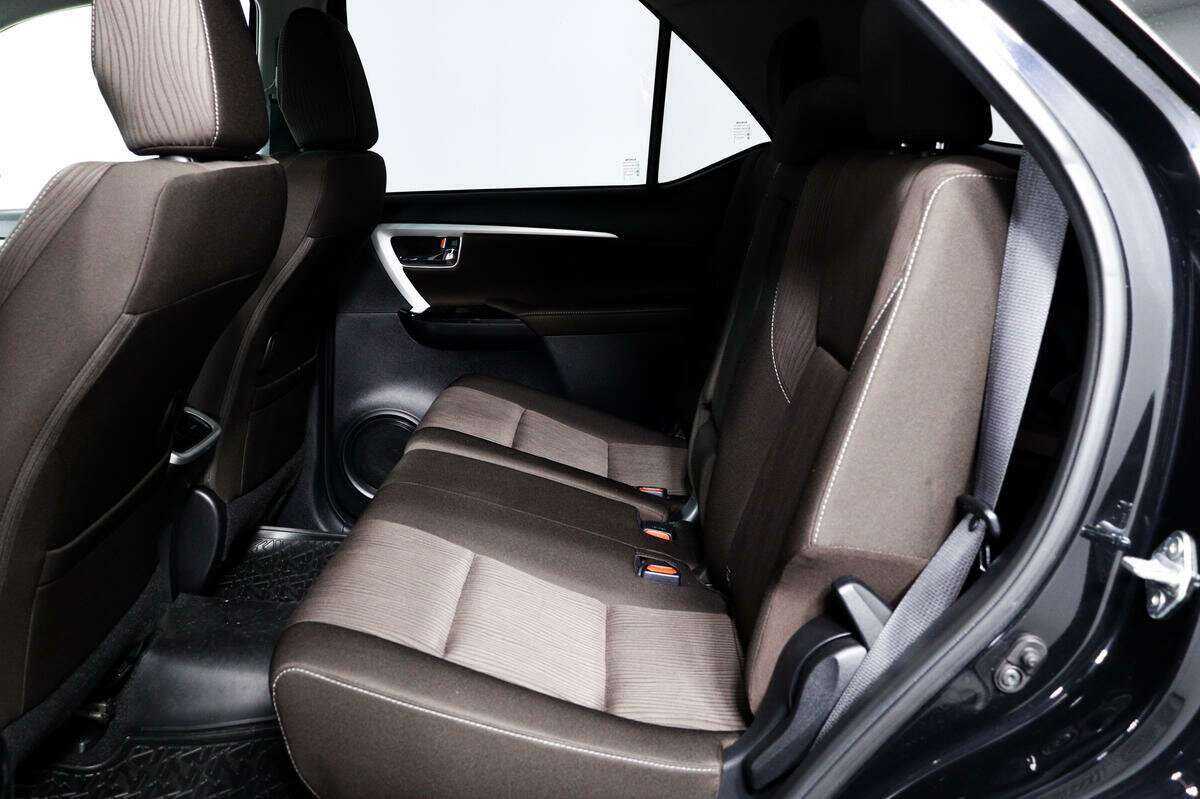 Купить Toyota Fortuner, 2018, 85 051 км, фото №12