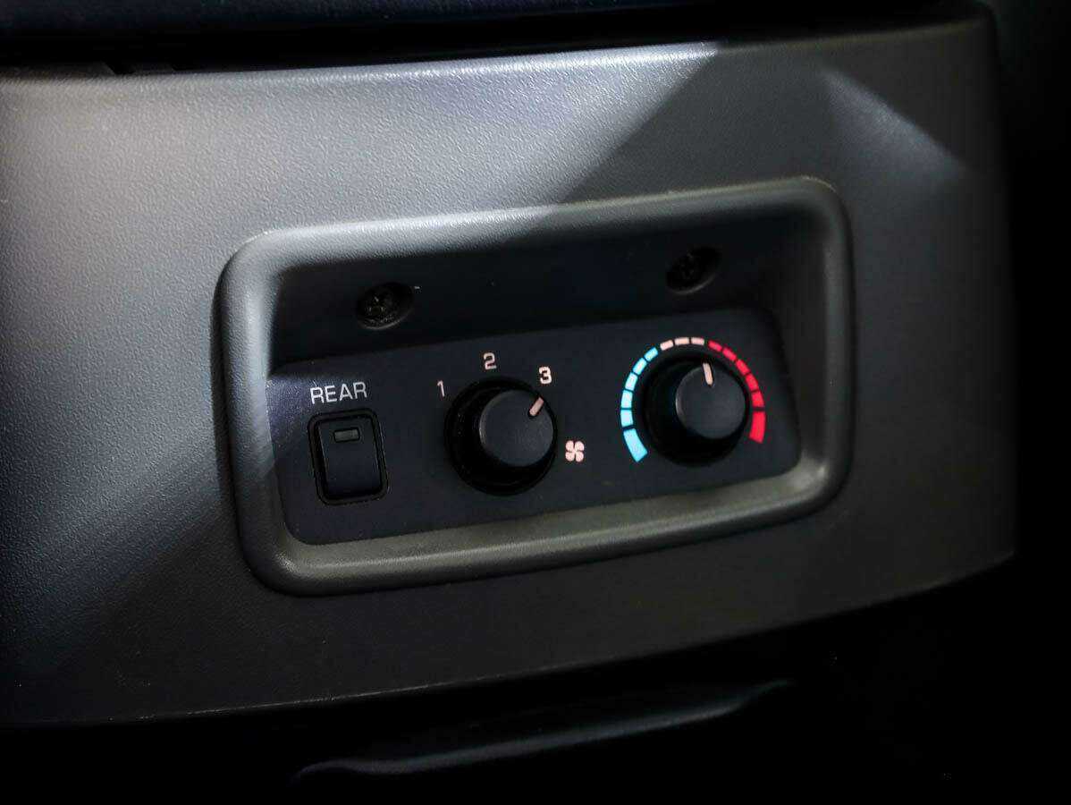 Купить Mitsubishi Pajero, 2003, 229 412 км, фото №11