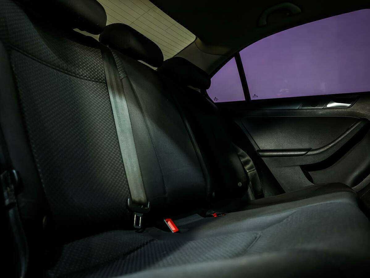 Купить Volkswagen Jetta, 2014, 152 188 км, фото №11