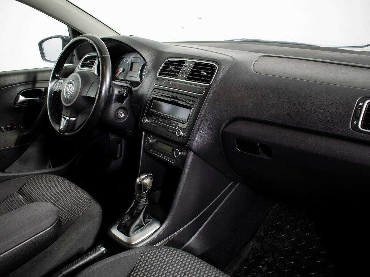 Купить Volkswagen Polo, 2011, 129 100 км, фото №7