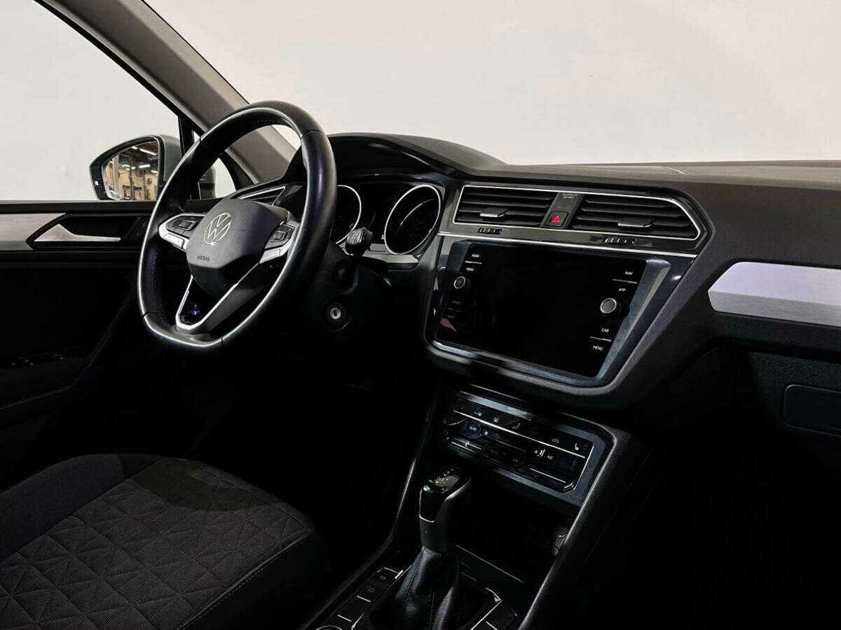 Купить Volkswagen Tiguan, 2021, 45 200 км, фото №7
