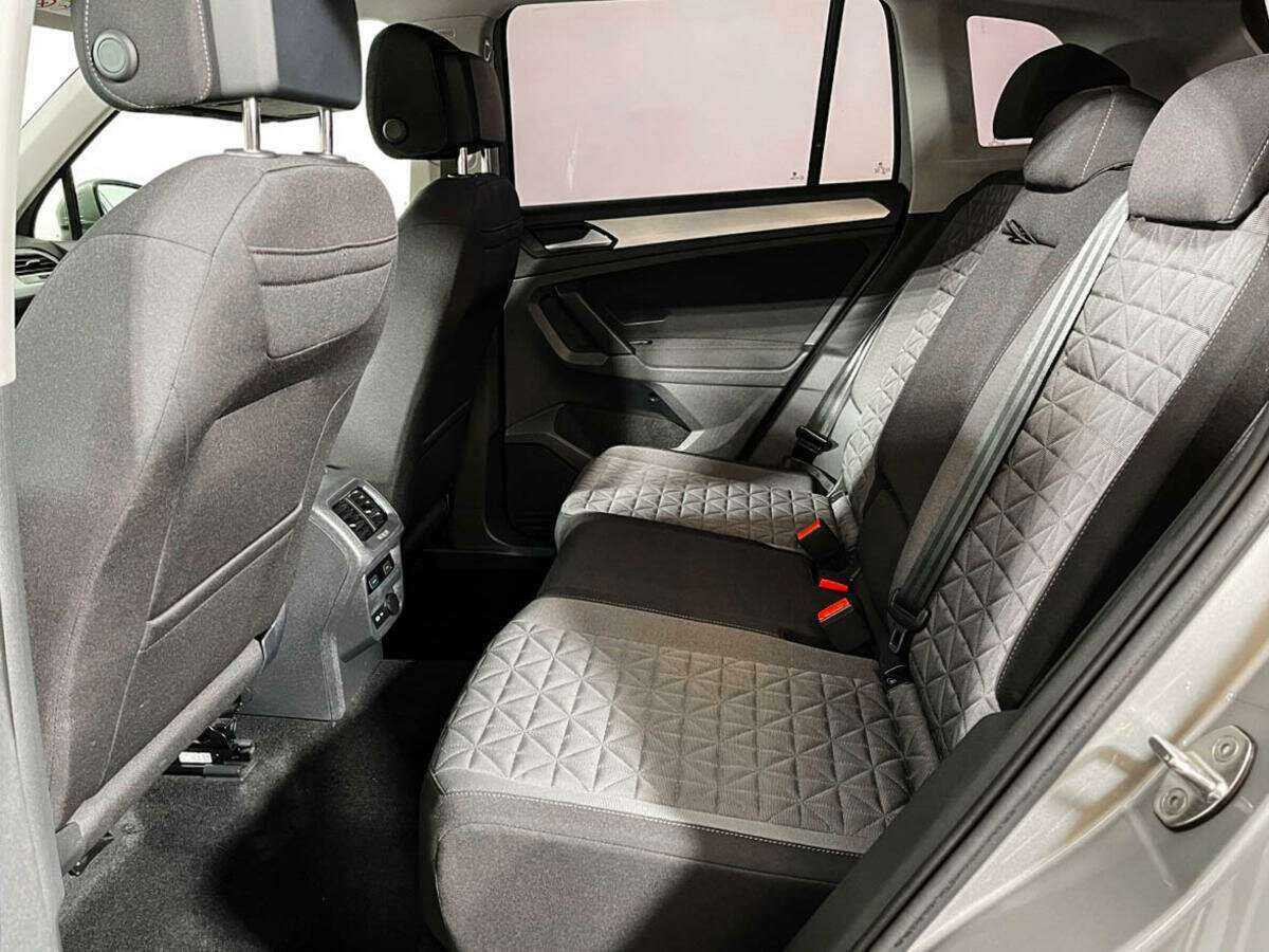 Купить Volkswagen Tiguan, 2021, 45 200 км, фото №8