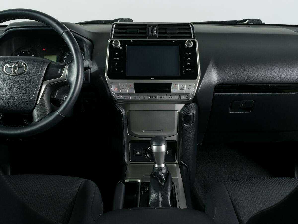 Купить Toyota Land Cruiser Prado, 2018, 35 010 км, фото №10