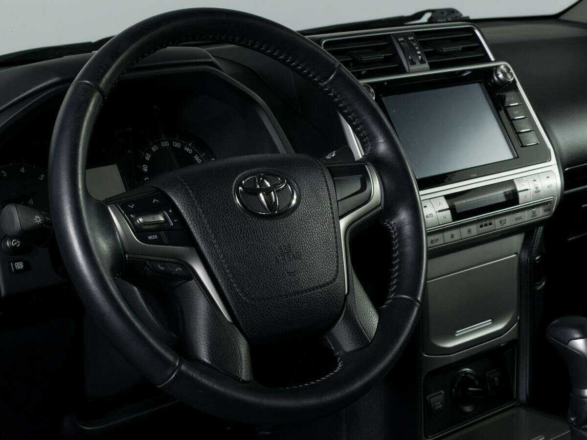 Купить Toyota Land Cruiser Prado, 2018, 35 010 км, фото №15
