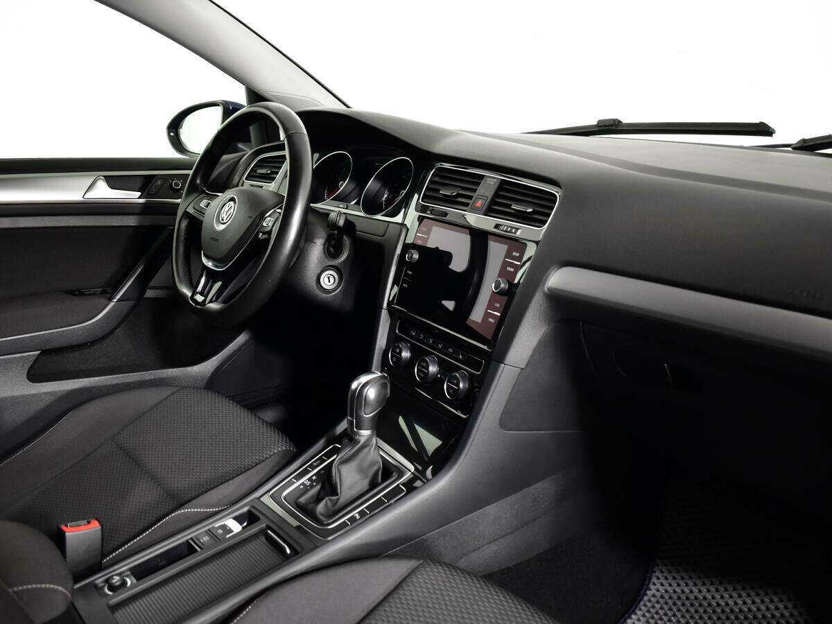 Купить Volkswagen Golf, 2018, 64 507 км, фото №7