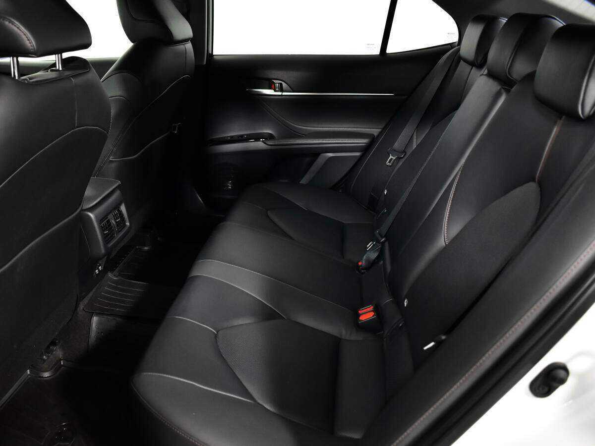 Купить Toyota Camry, 2020, 15 892 км, фото №10