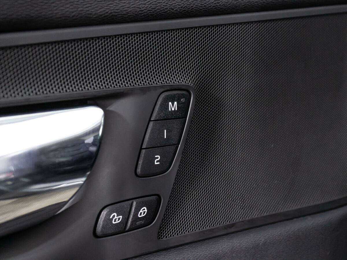 Купить Volvo XC60, 2018, 123 871 км, фото №18