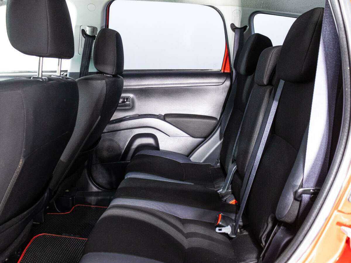 Купить Mitsubishi Outlander, 2011, 150 329 км, фото №9