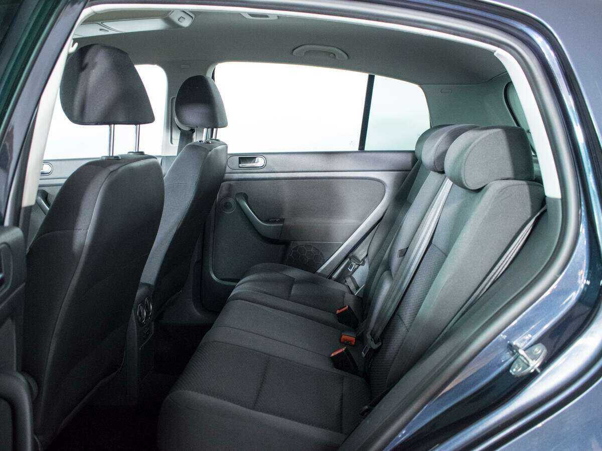 Купить Volkswagen Golf Plus, 2011, 148 985 км, фото №10