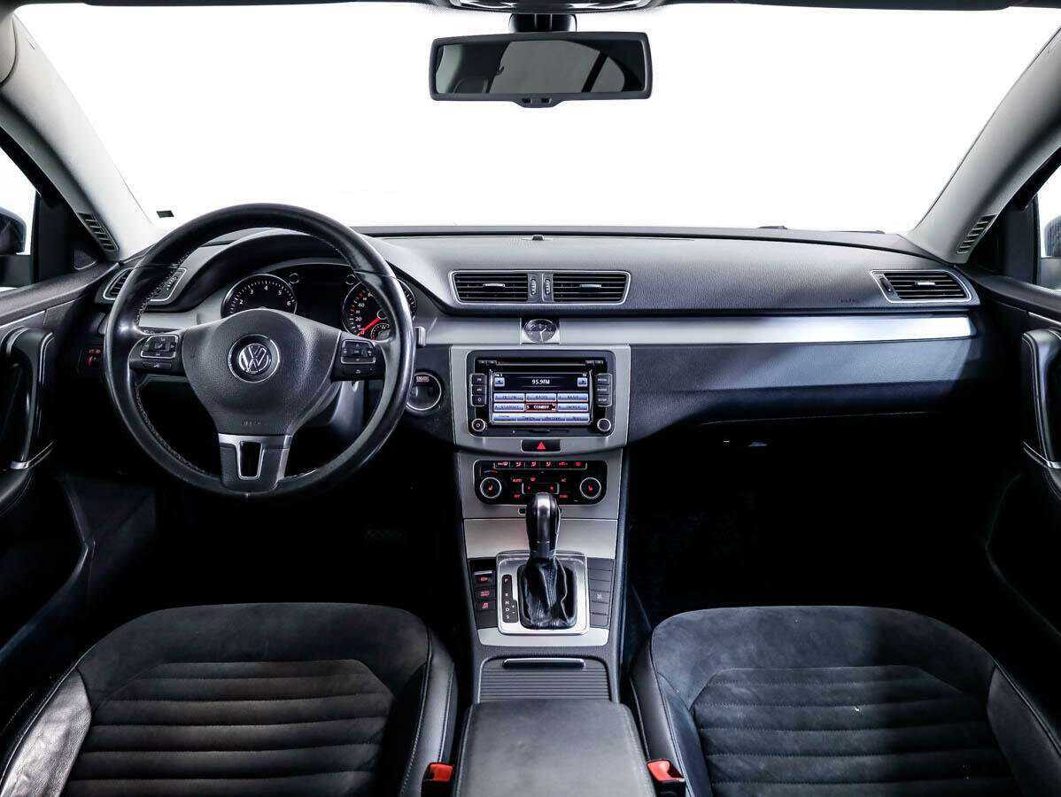 Купить Volkswagen Passat, 2011, 281 025 км, фото №9