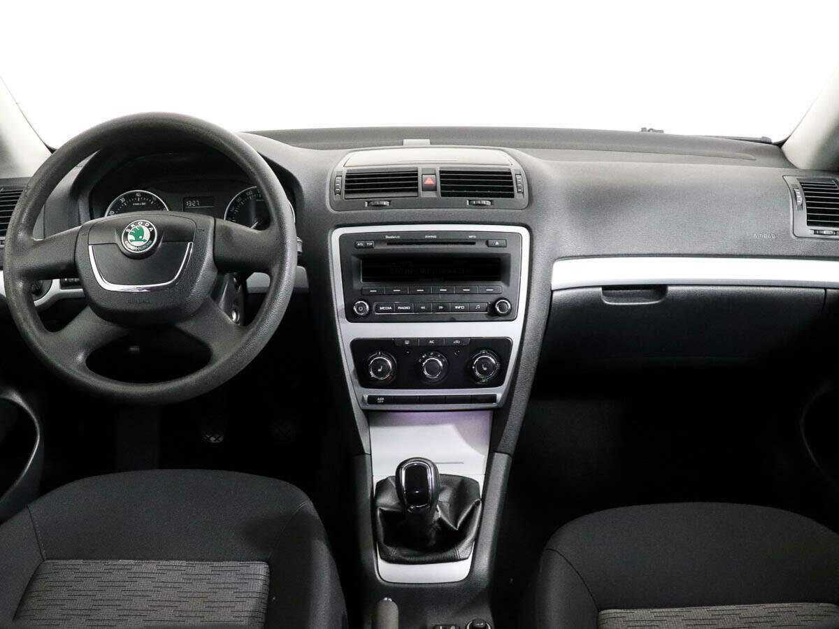 Купить Skoda Octavia, 2011, 175 324 км, фото №10