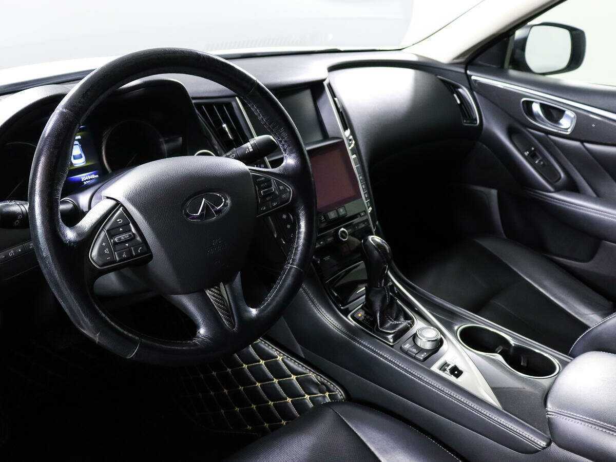 Купить Infiniti Q50, 2015, 204 947 км, фото №14