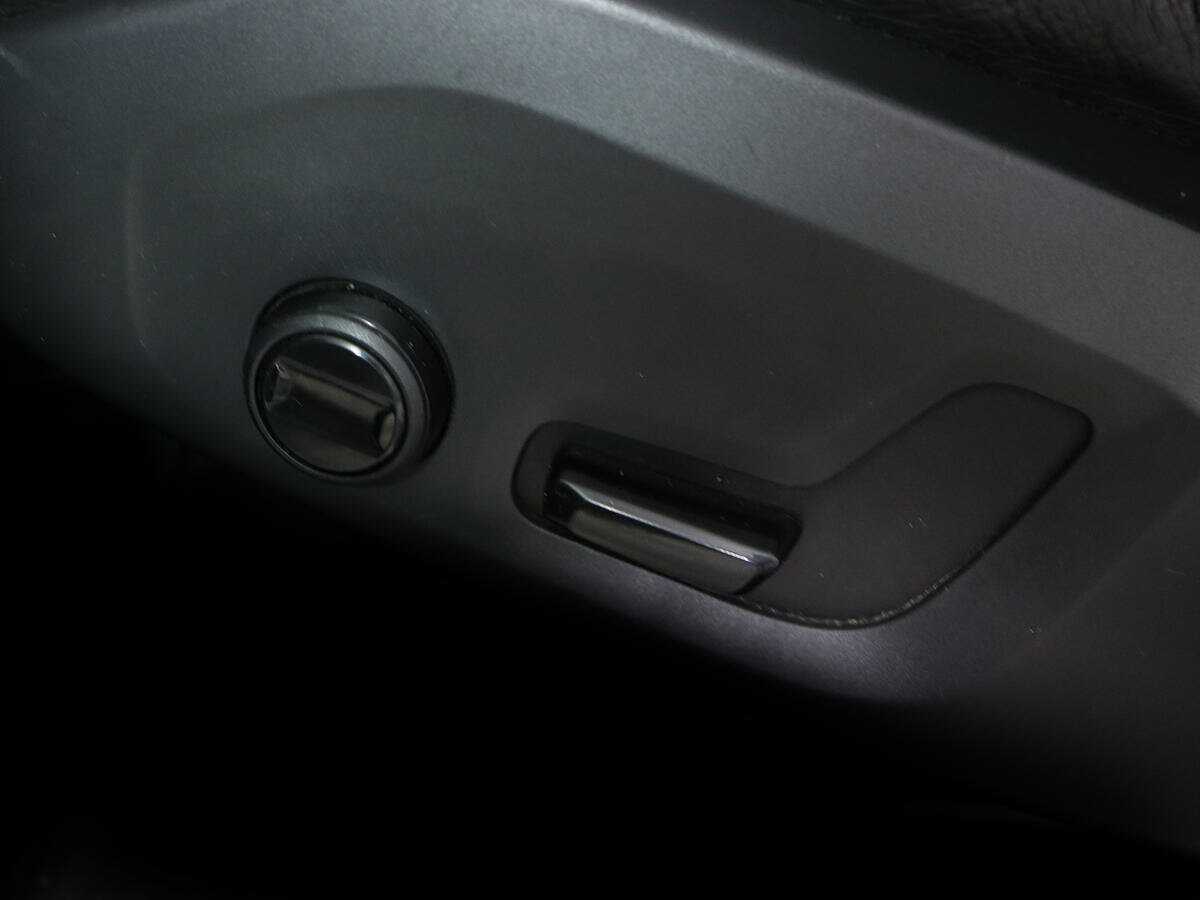 Купить Volvo XC60, 2019, 127 500 км, фото №18