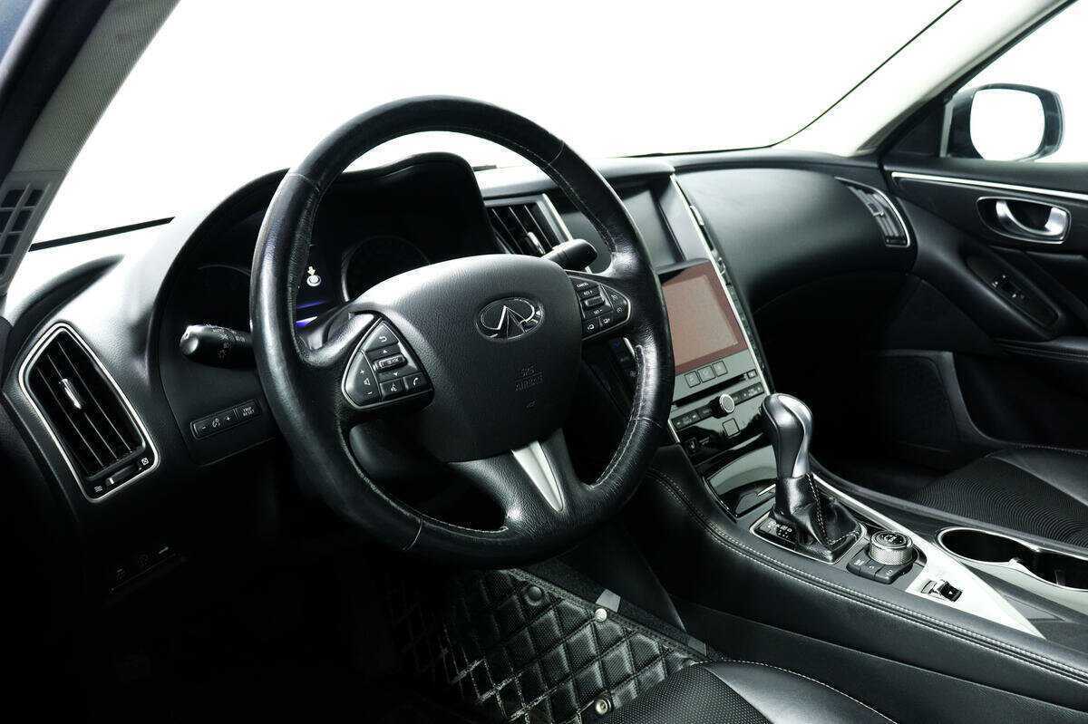 Купить Infiniti Q50, 2016, 110 521 км, фото №12