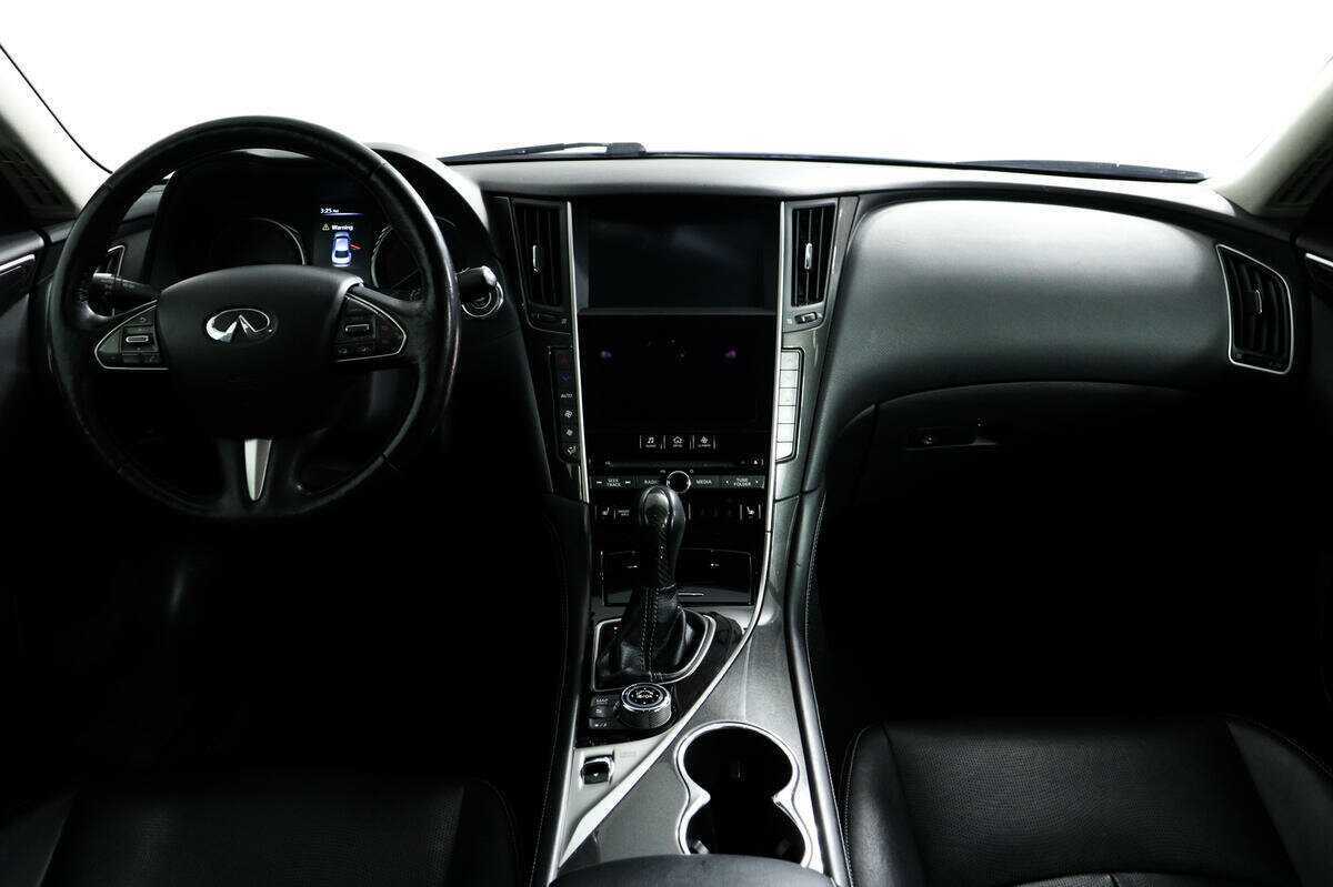 Купить Infiniti Q50, 2014, 105 289 км, фото №11