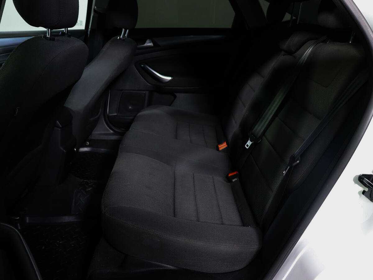 Купить Ford Mondeo, 2010, 220 884 км, фото №8