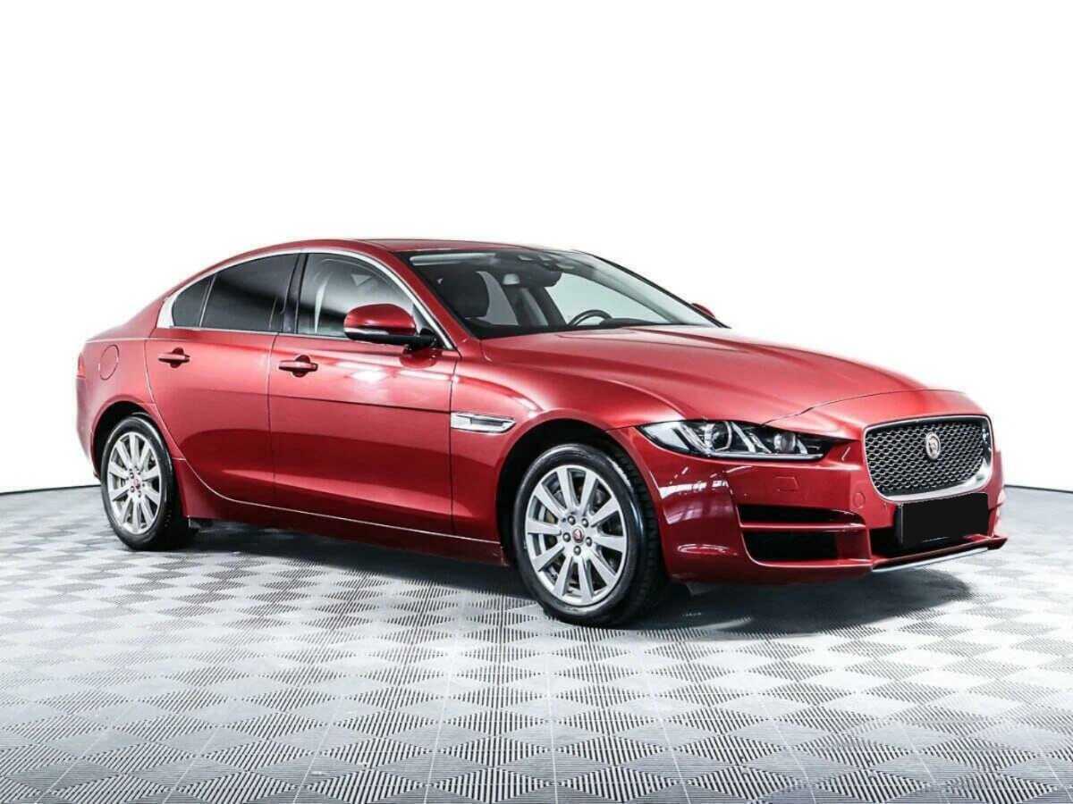 Jaguar XE