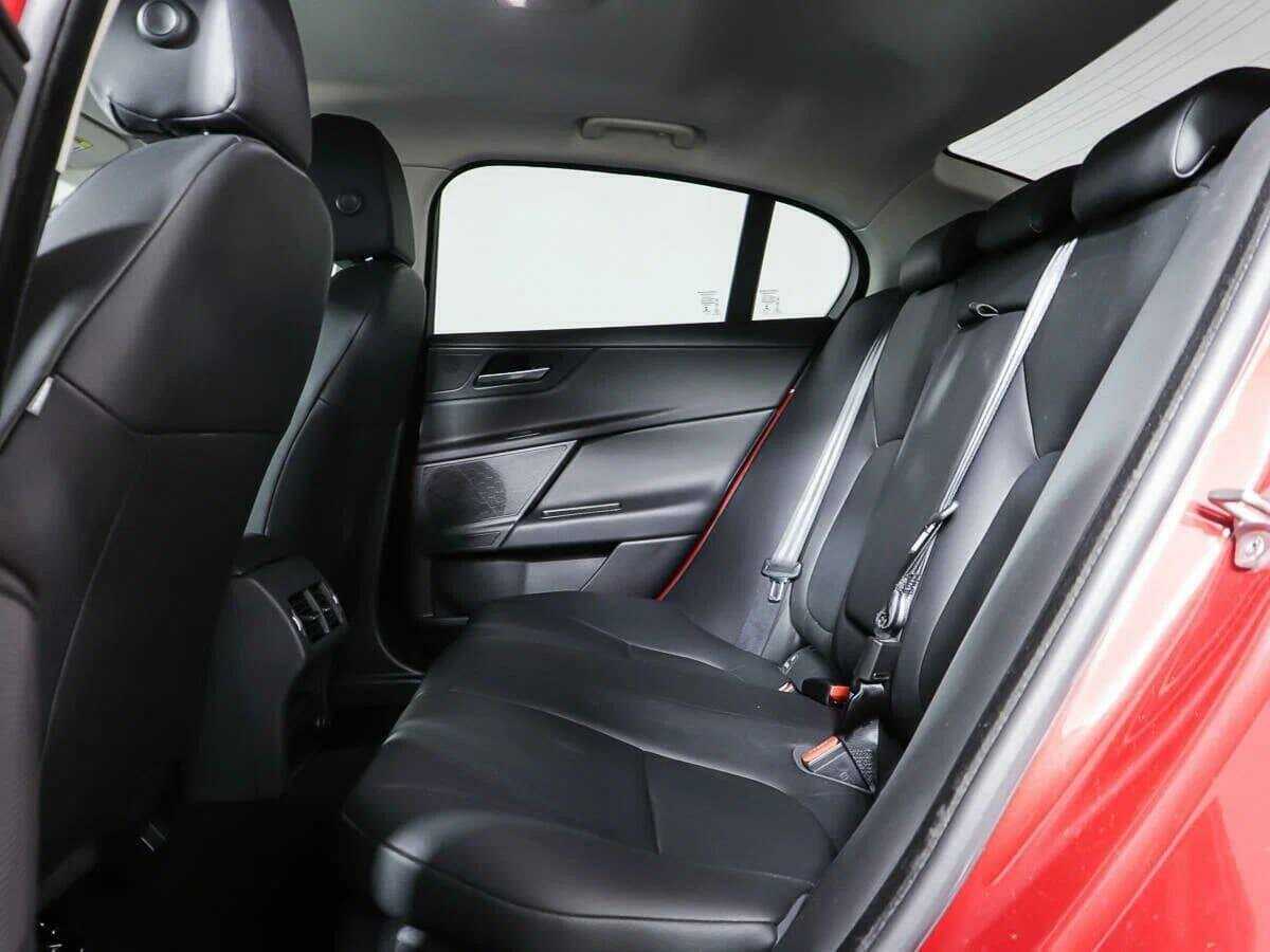 Купить Jaguar XE, 2018, 33 996 км, фото №13