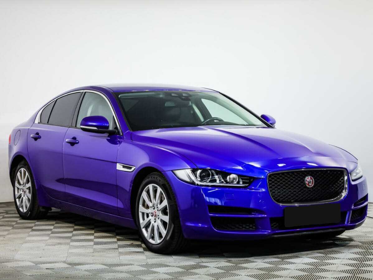 Jaguar XE