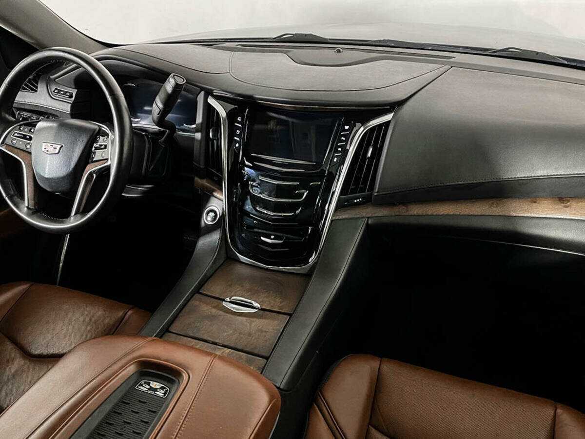 Купить Cadillac Escalade, 2016, 152 037 км, фото №9