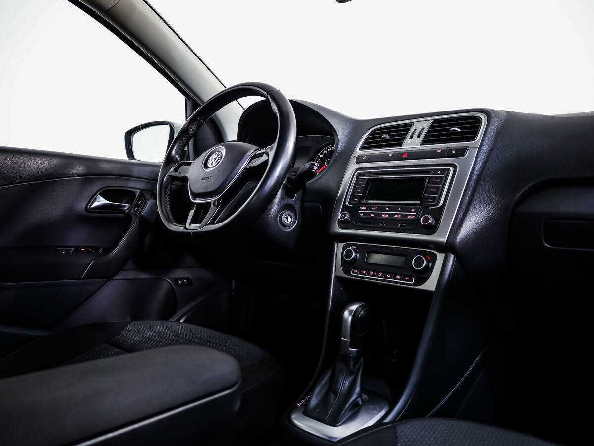 Купить Volkswagen Polo, 2016, 110 557 км, фото №8