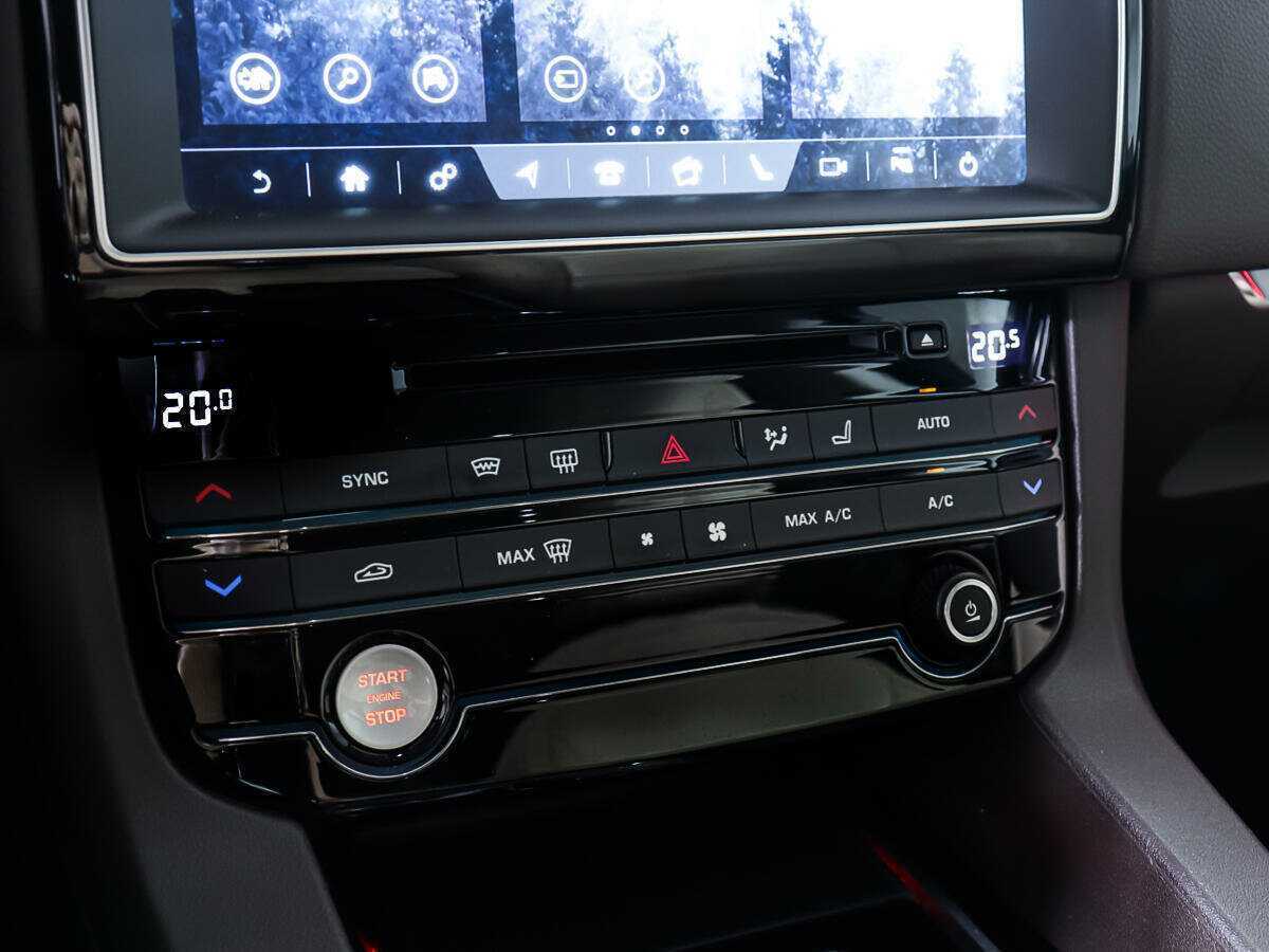 Купить Jaguar F-Pace, 2016, 64 478 км, фото №22