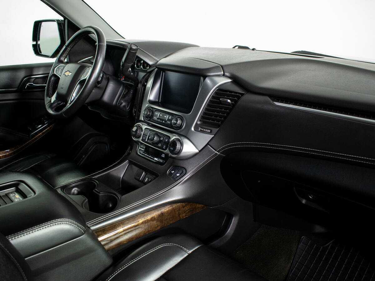 Купить Chevrolet Tahoe, 2016, 216 707 км, фото №9