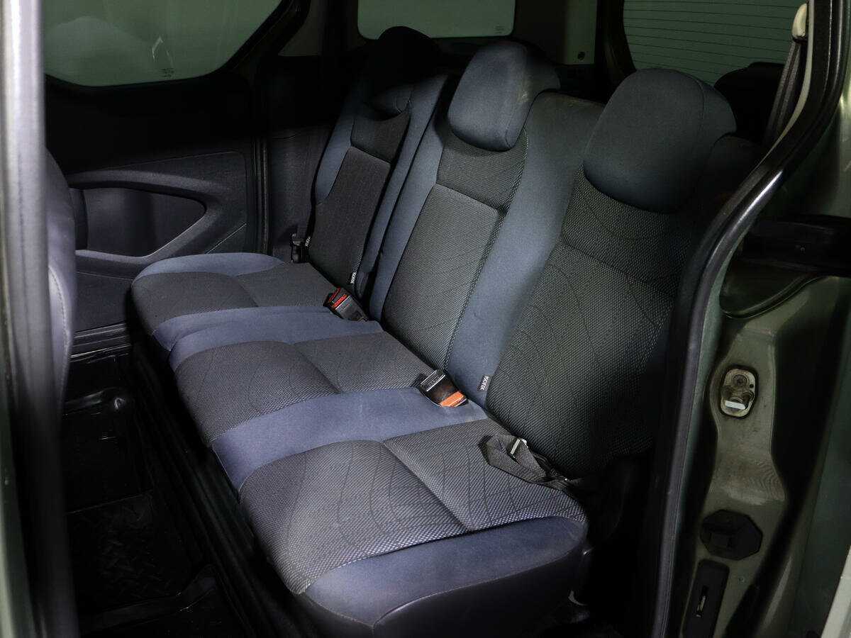 Купить Peugeot Partner, 2010, 150 000 км, фото №8